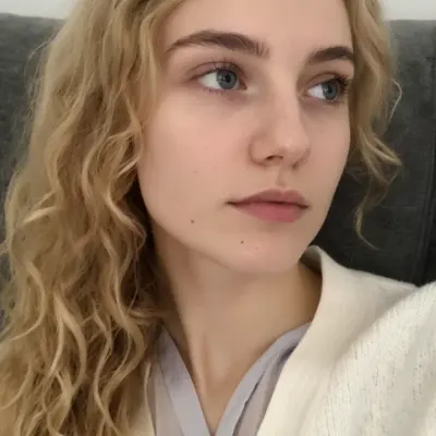 Лиза, 21