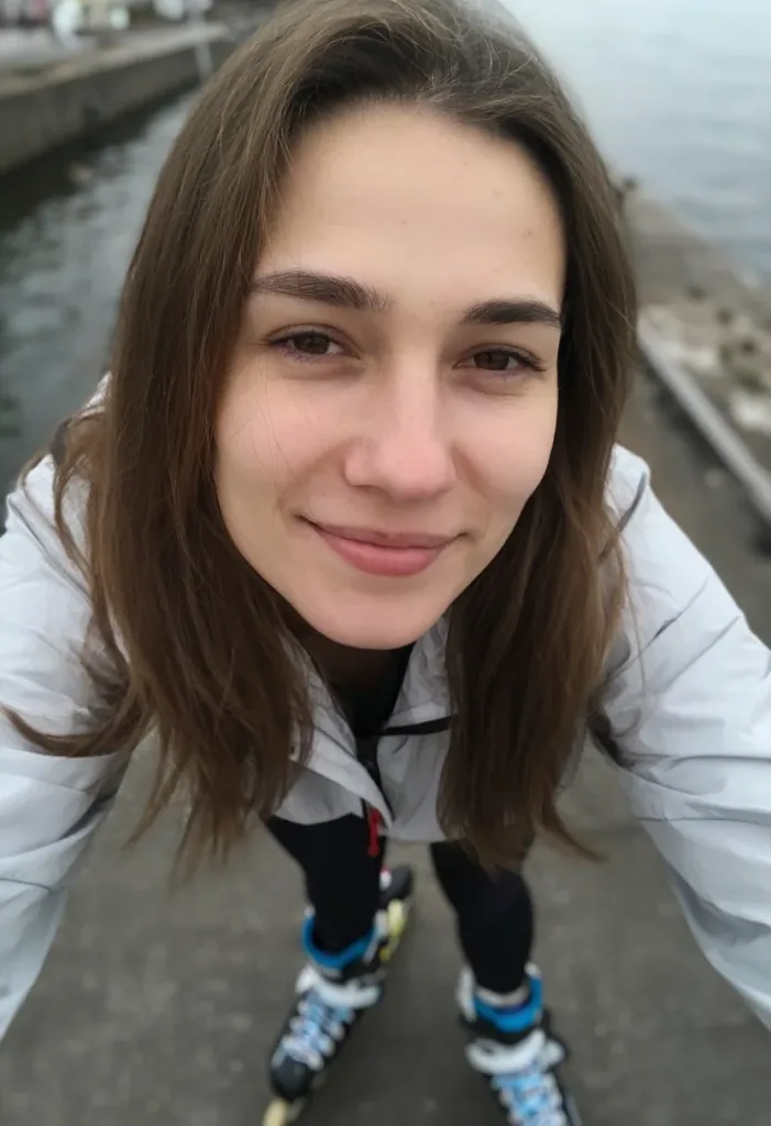 Скромница