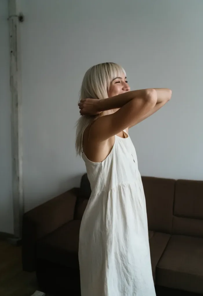 tiny_lady