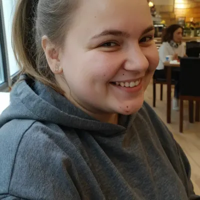 Александра, 30